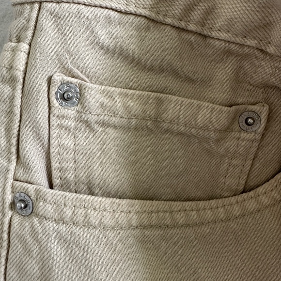Y2K Vintage Levi’s 550 Relaxed Fit 34 Waist 10” Tan Denim Shorts VG Unisex fit - Picture 10 of 13
